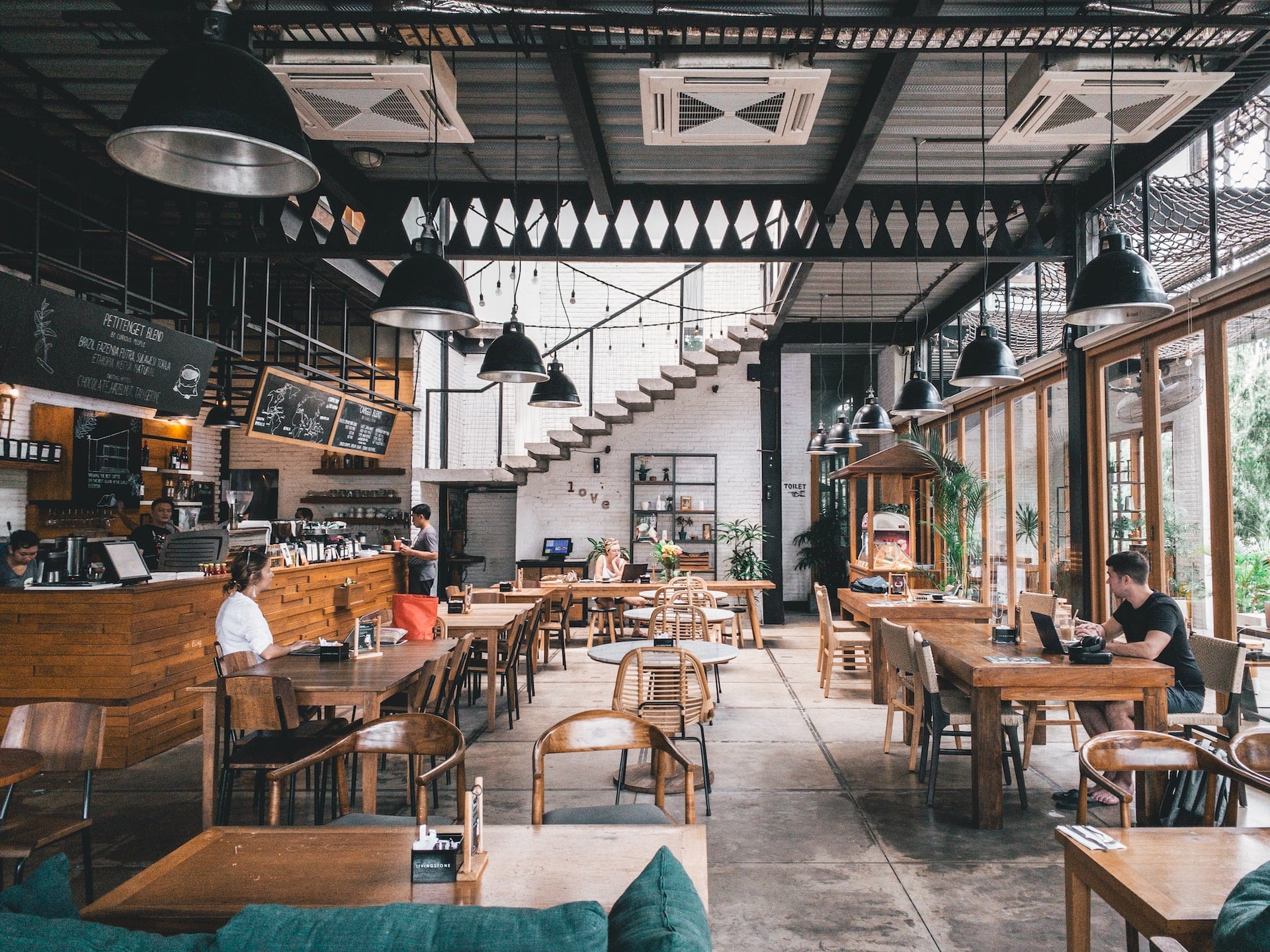 how to streamline operations and compliance for your restaurant
